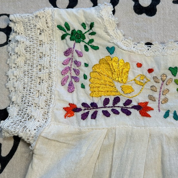 VINTAGE EMBROIDERED TODDLER DRESS 2T - Picture 5 of 7